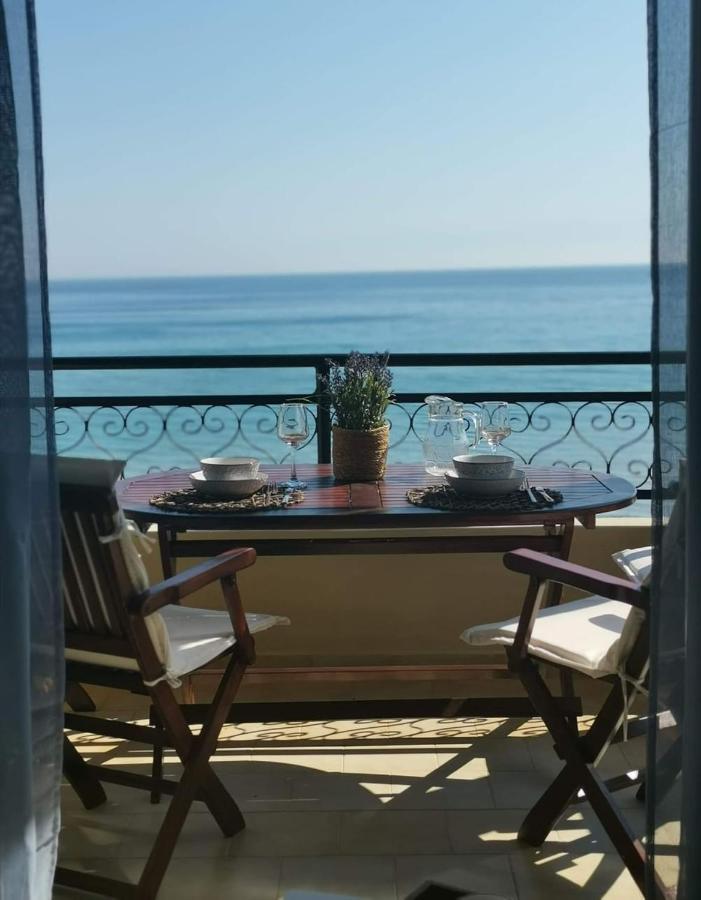 Glyfada New Era Home 31 Menigos Resort Apartments Экстерьер фото